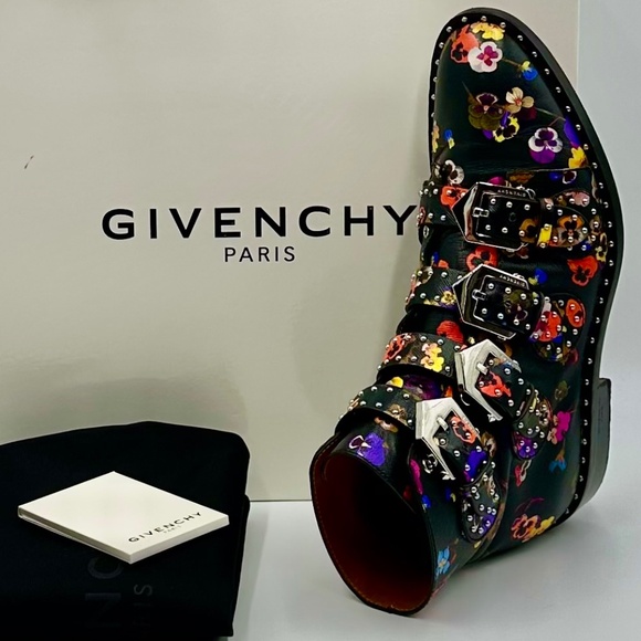 Givenchy Night Pansy Stud & Buckle Drop-Kickers WOMENS SZ 38.5 - Picture 5 of 15